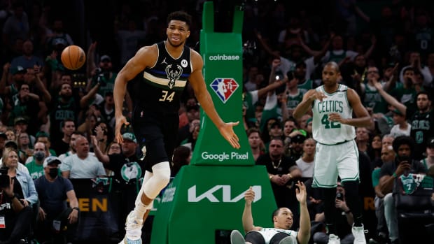 Giannis Antetokounmpo, Milwaukee Bucks
